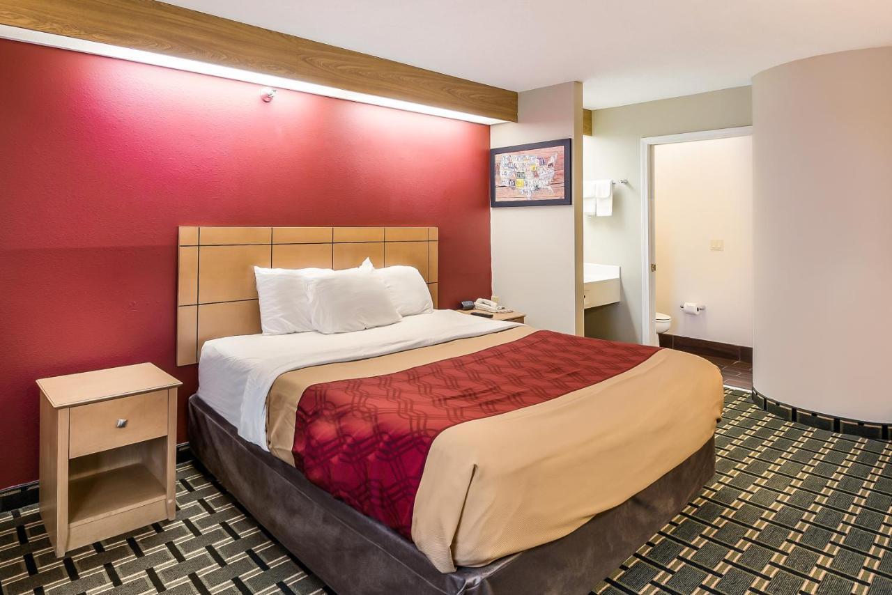 Econo Lodge Inn & Suites Peoria Illinois Dış mekan fotoğraf