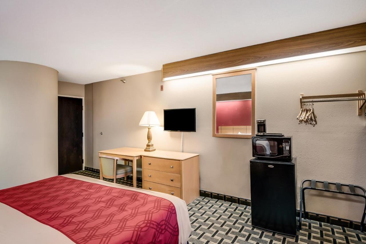 Econo Lodge Inn & Suites Peoria Illinois Dış mekan fotoğraf