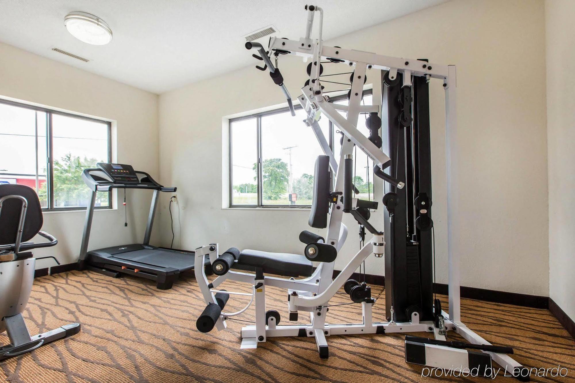 Econo Lodge Inn & Suites Peoria Illinois Dış mekan fotoğraf