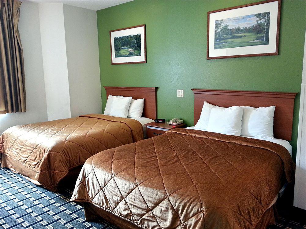 Econo Lodge Inn & Suites Peoria Illinois Dış mekan fotoğraf